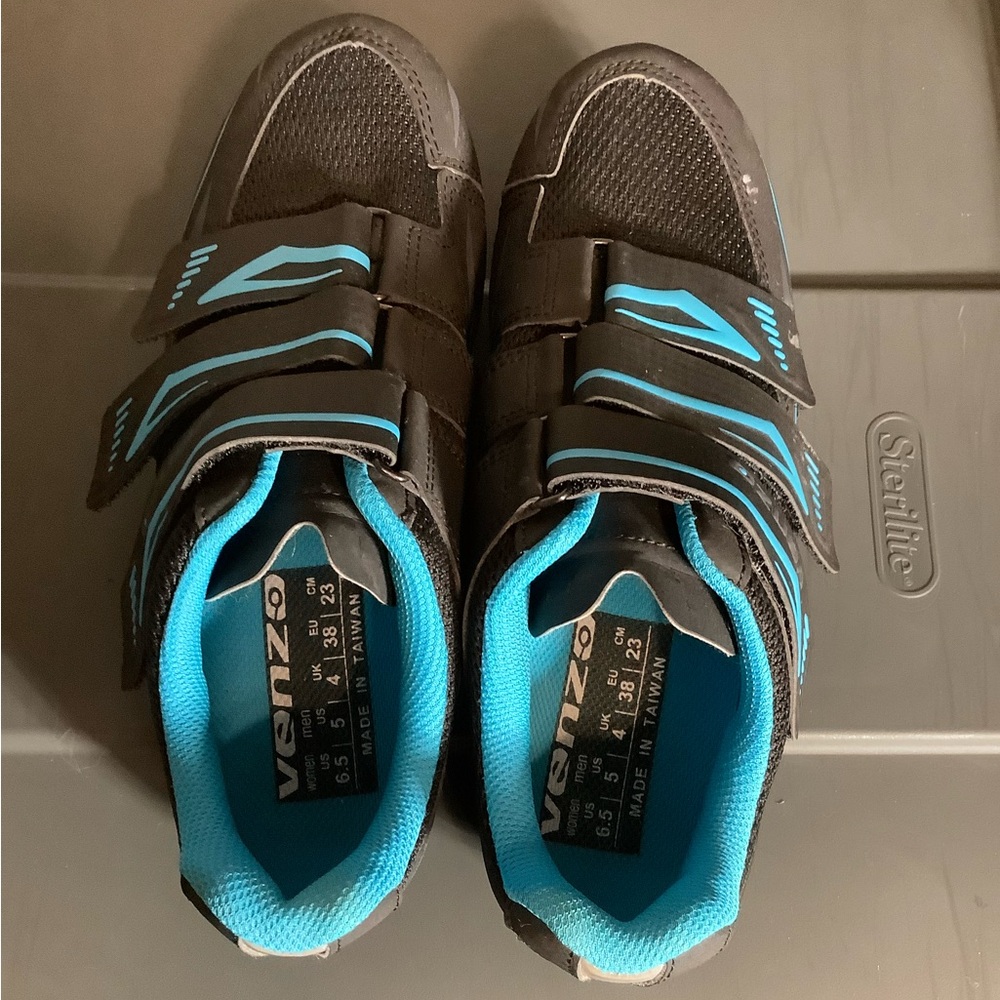 Venzo MX Unisex Cycling Shoes Women 6.5 Men 5 With Cleats